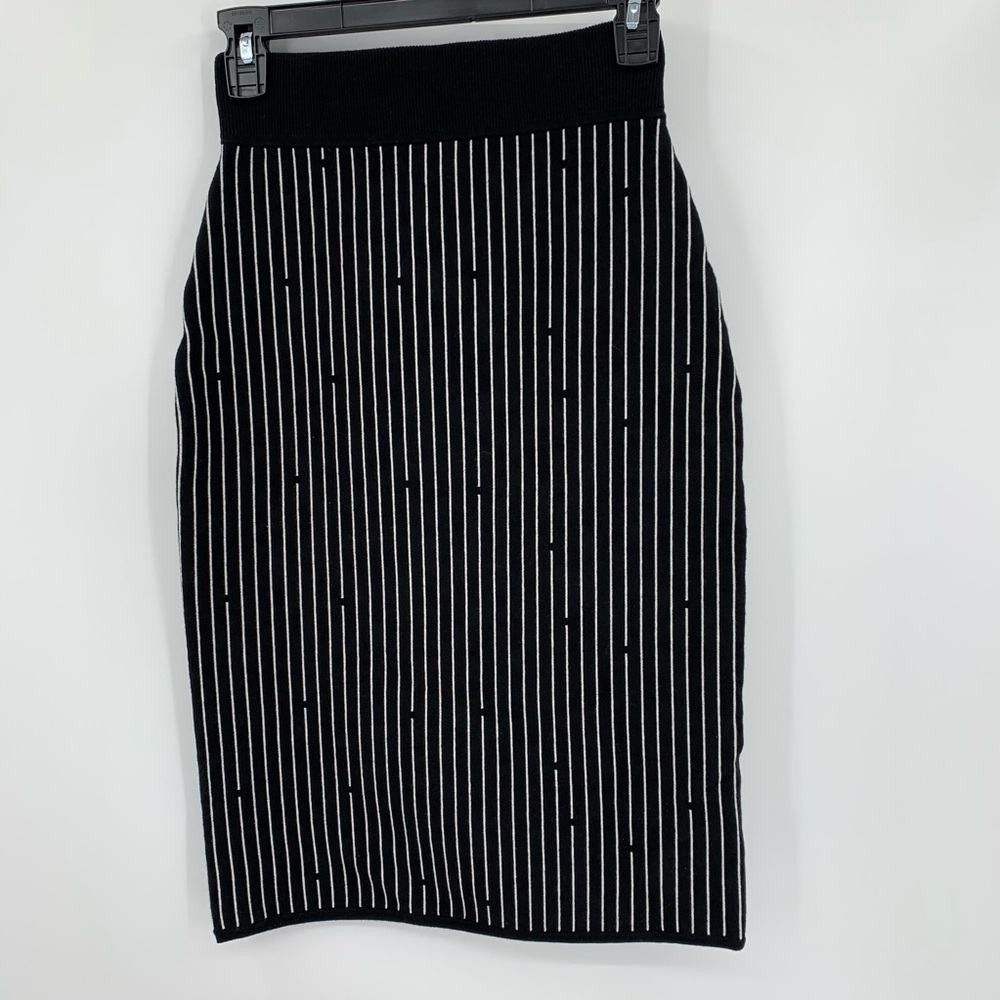 DVF Diane von Furstenberg Vidhi Larsen black white stripe skirt knit new Small